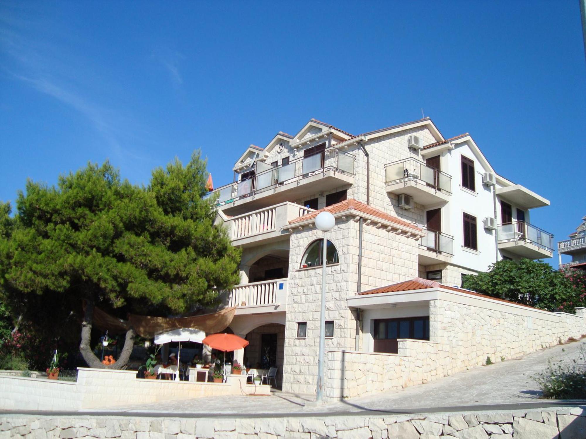 Villa Adagio Apartments Sumartin Exteriör bild
